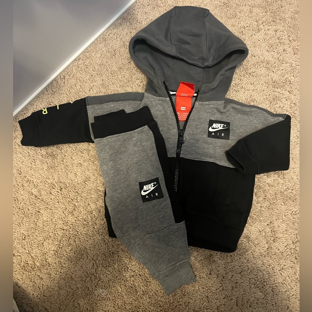 Nike 2 piece outfit